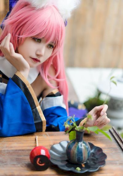 欧美魔幻小说排行榜_DVD电影免费在线