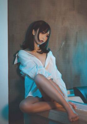 欧美巨乳大胧源┦悠_蓝光高清视频播放